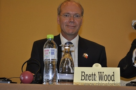 ITAִίԱԱ£Mr. Brett Wood